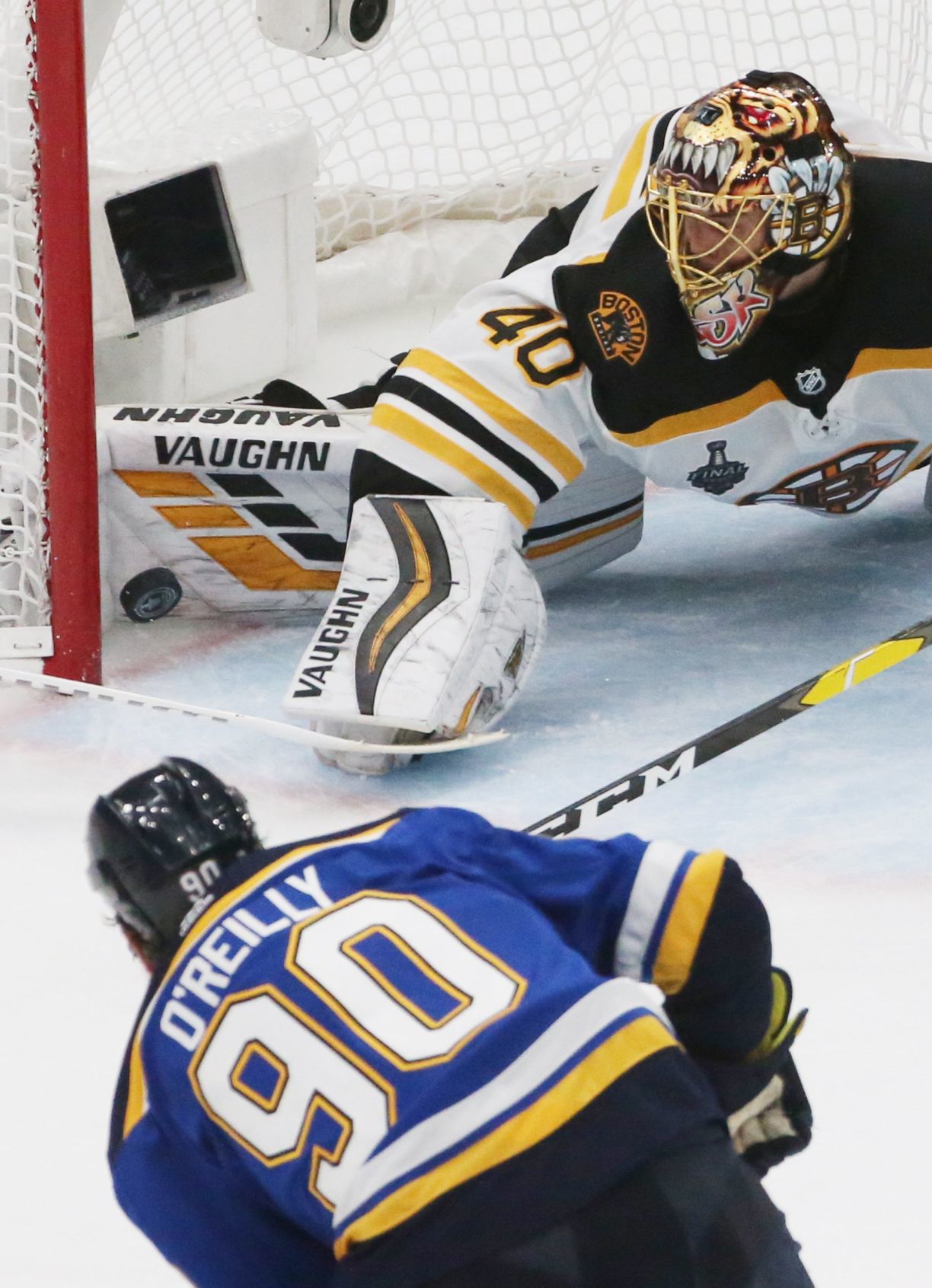 Blues skate in critical Game 6 of the Stanley Cup Final